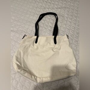 Banana Republic canvas tote. Perfect beach bag